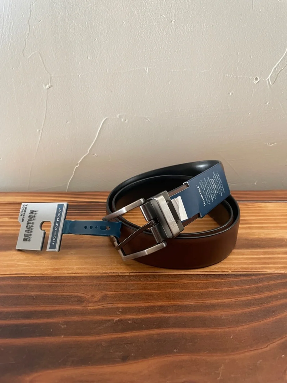 Kenneth Cole Reversible BROWN/BLACK Stretch Belt Men's Size M 34-36